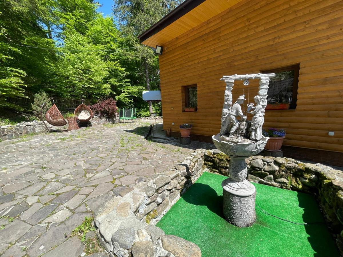 Grunok (Adults Only) Hotel Pilipets Buitenkant foto